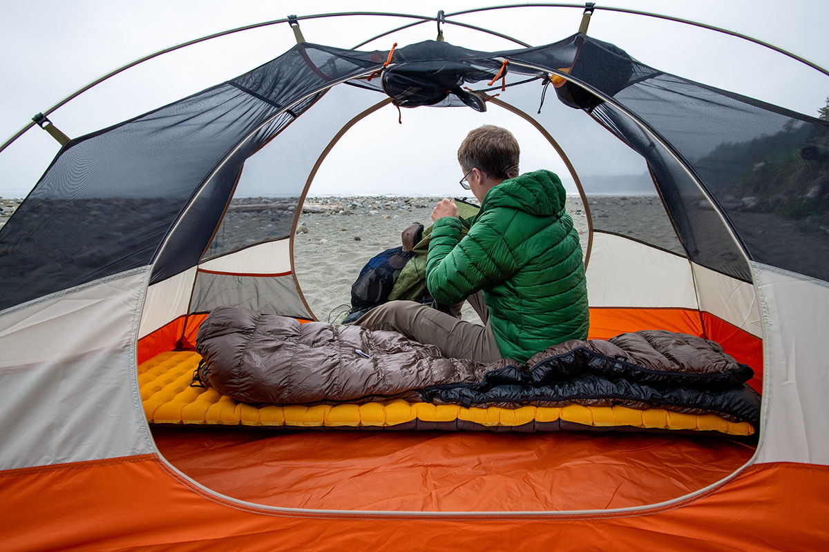 Down vs. Synthetic Insulation Switchback Travel